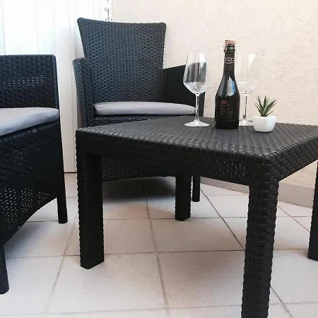 Alojamento de Acomodação e Pequeno-almoço Residenza Dama