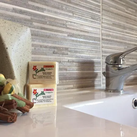 לינה וארוחת בוקר Residenza Dama