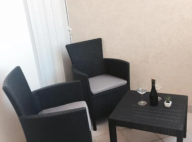 Residenza Dama 4* Ricadi